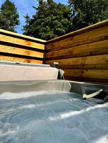 Balor 1 Hot Tub Perth Pets in Perth, United Kingdom