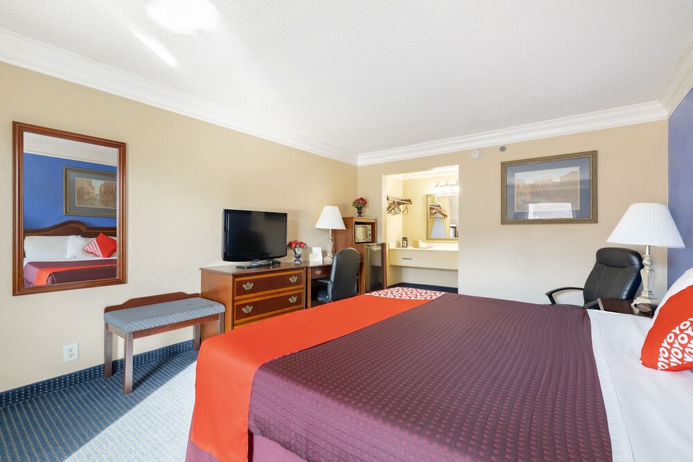 OYO Hotel Rome GA Historic District - photo 11