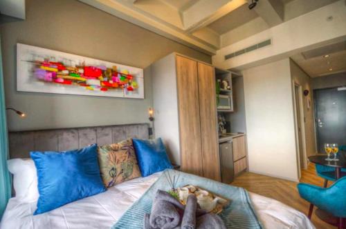 Executive City Micro Living in Long Street at One Thibault