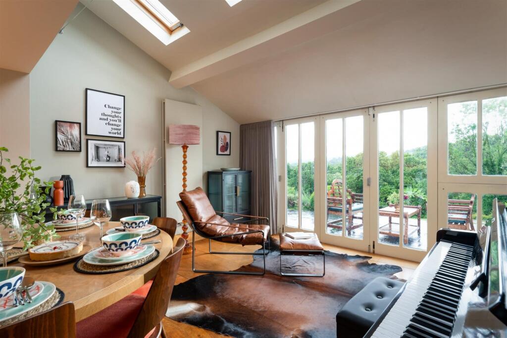 Higher Mapstone A true retreat nestled in a private sanctuary on Dartmoor in Newton Abbot, United Kingdom