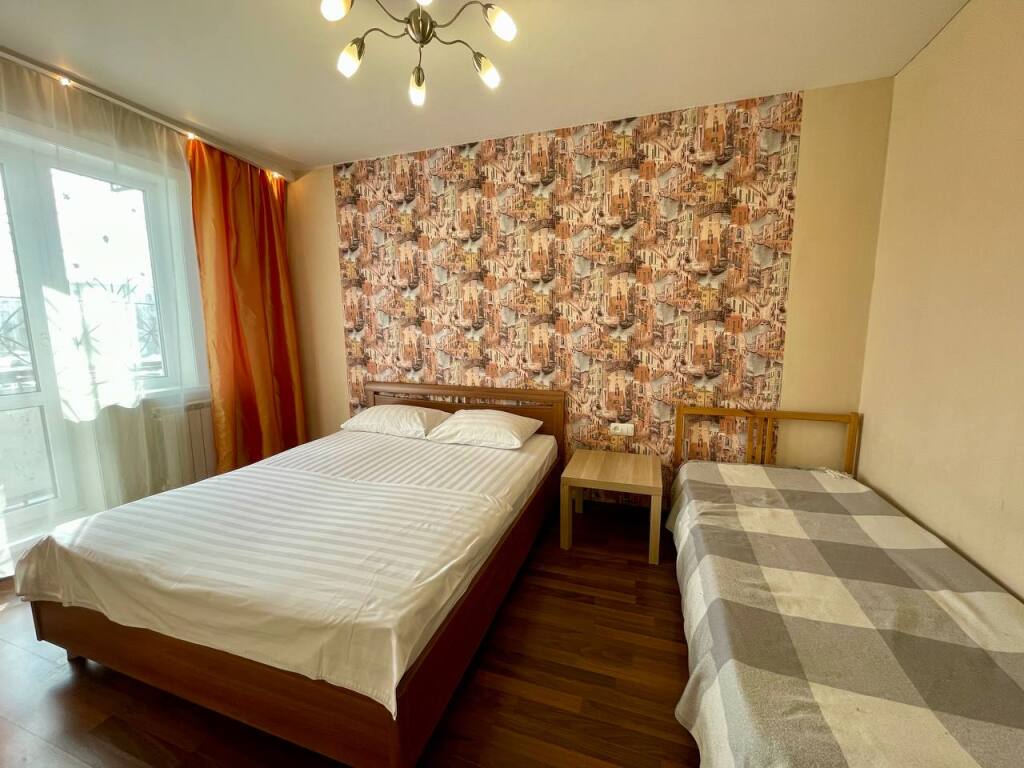 V Gosti na ulitse Ordzhonikidze 33 in Novokuznetsk, Russia