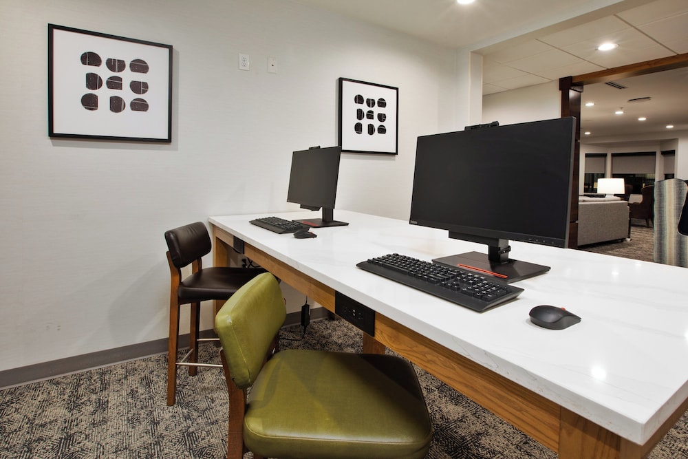 Staybridge Suites Ames - photo 32