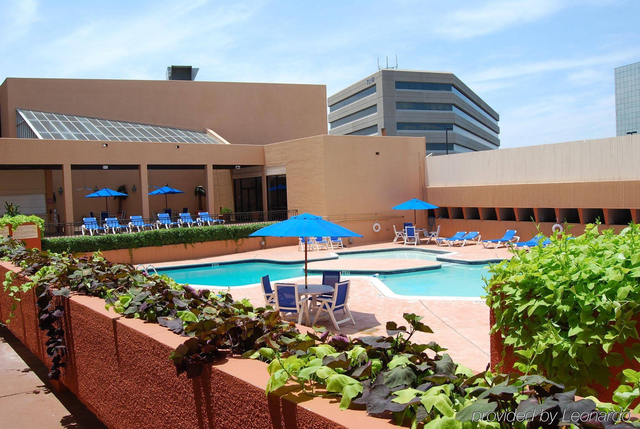 Love Field Hotel & Suites - photo 6