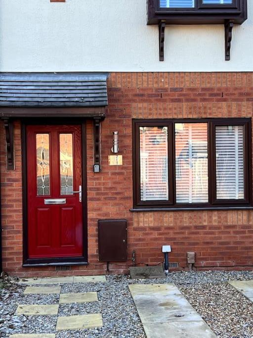 Home Away — 4-Star Luxury Hotel in Wigan, United Kingdom