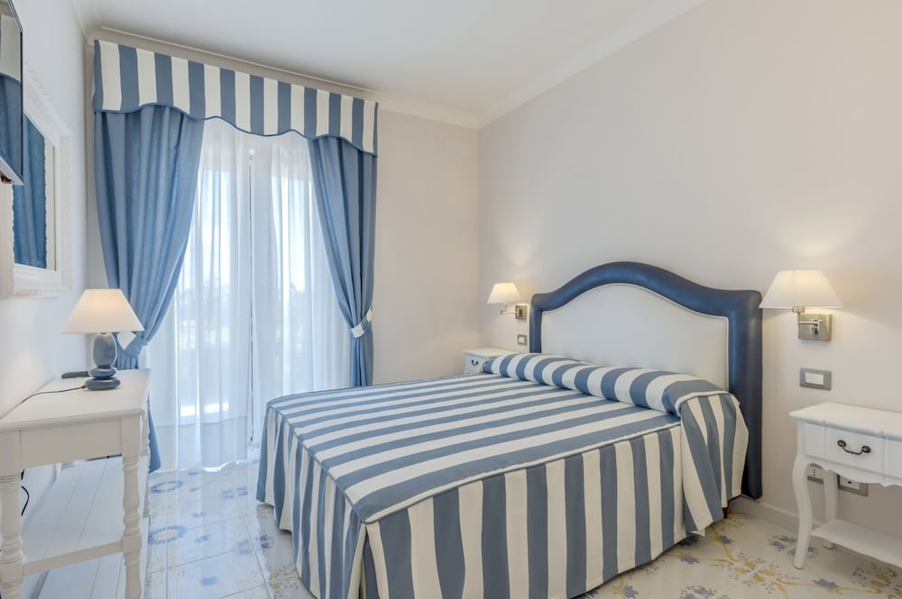 Hotel Ristorante Il Colleverde - carbon neutral hotel in Santa Maria