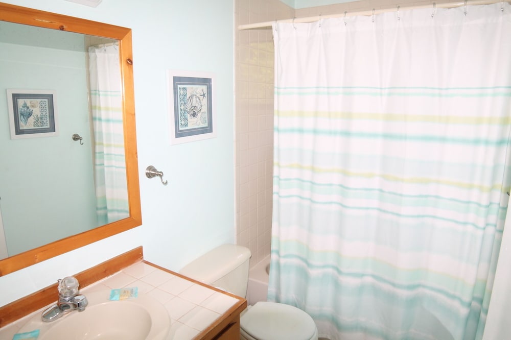 Atlantic Oasis Upper Unit - photo 17