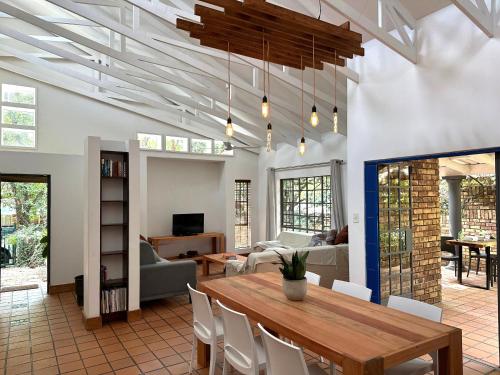 Three on Taurus in Nelspruit, South Africa