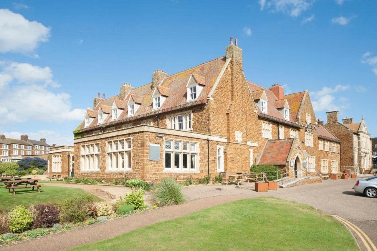The Golden Lion Hotel - carbon neutral hotel in Hunstanton