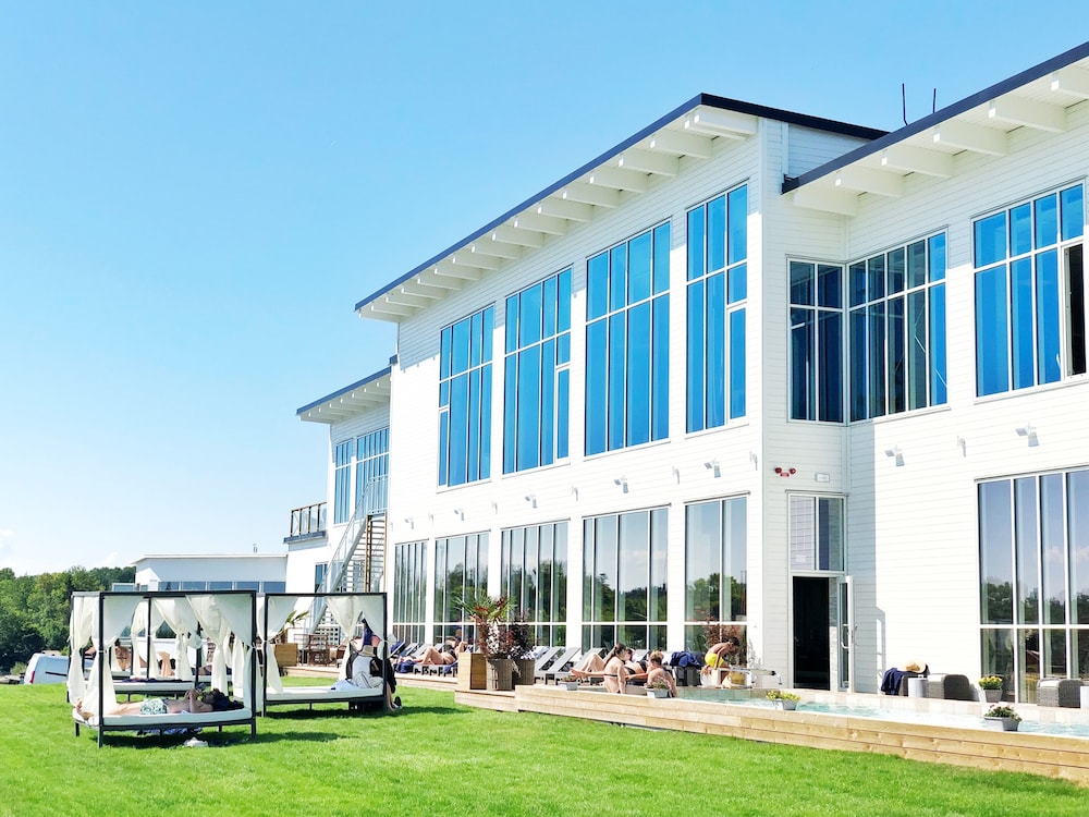 Hotell Havsbaden i Grisslehamn — hotel in Oesthammar