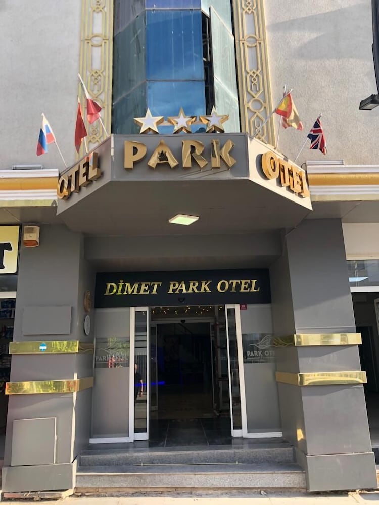 Dimet Park Hotel Van
