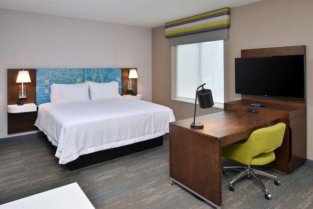 Hampton Inn & Suites Adrian - photo 14