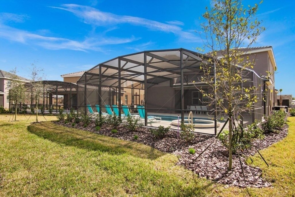 Welleroaks at Solterra Resort by Shine Villas - photo 55