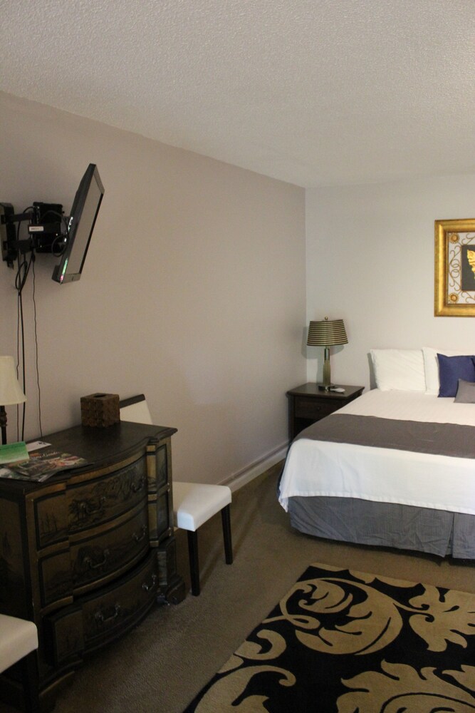Brydan Suites - photo 54