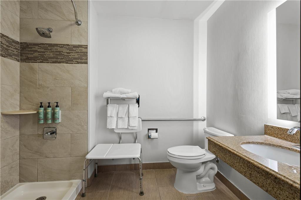 Best Western Crown Inn & Suites - photo 16