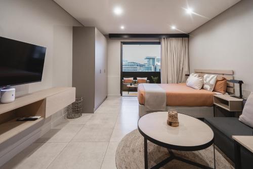 Sandton Central Urban Hideout Escape Reset Create — 4-Star Luxury Hotel in Johannesburg, South Africa