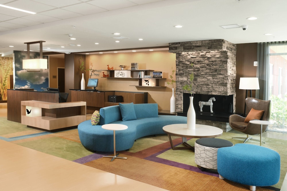 Fairfield Inn & Suites by Marriott Fort Worth South Burleson - photo 2