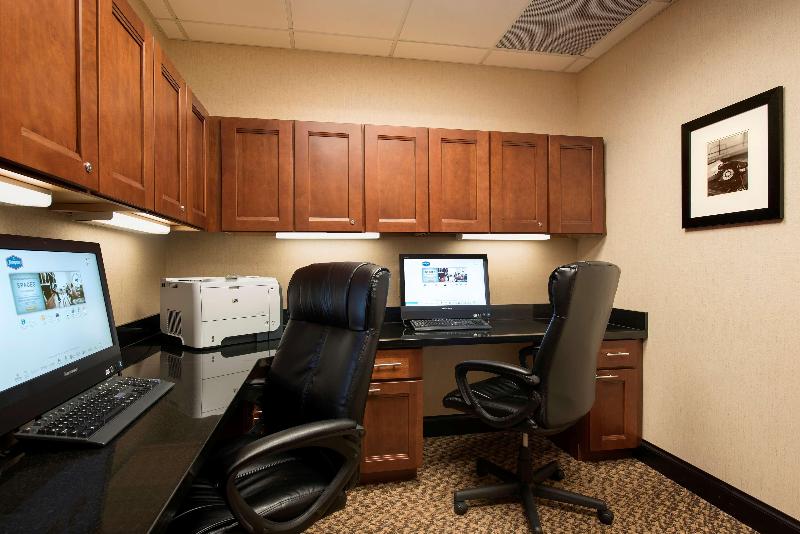 Hampton Inn & Suites Crawfordsville - photo 10