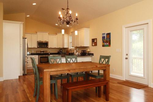 Bonne Mer by Oak Island Accommodations - photo 14