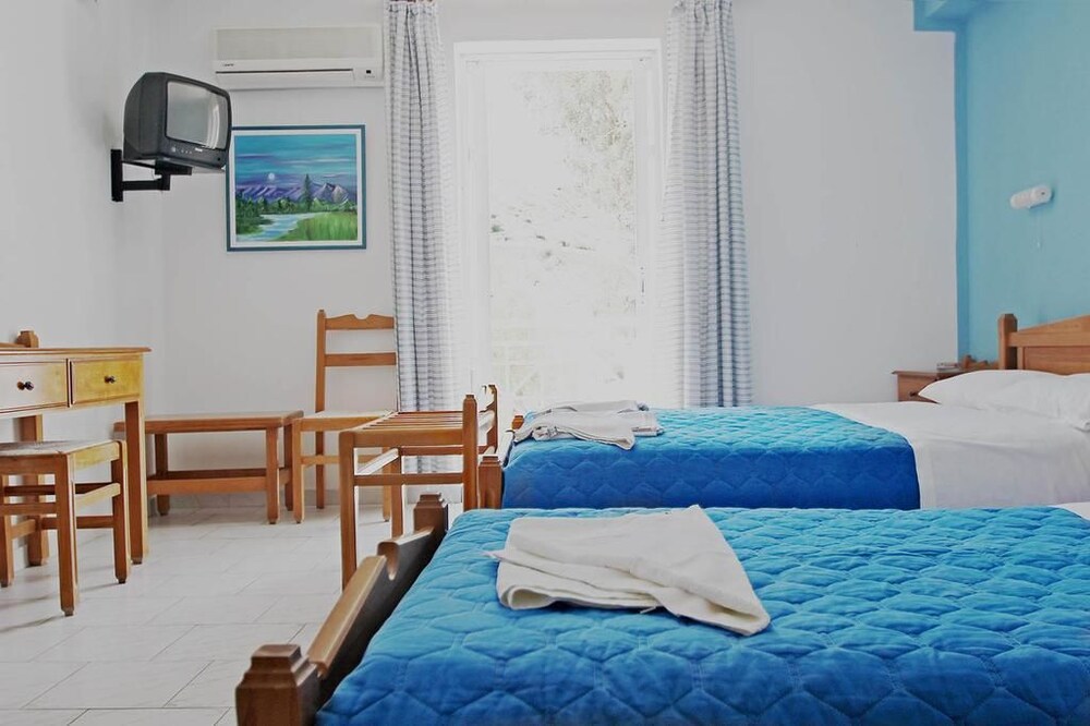 Hotel Kamelo — Vari — photo 3