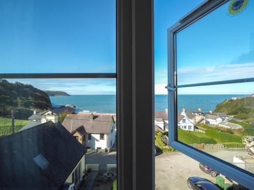 Golygfa Mor Tresaith in Cardigan, United Kingdom