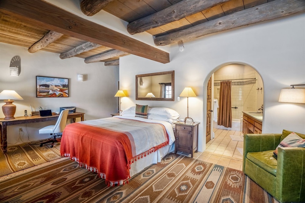 Garcia St. Adobe Historic District Close to Canyon Road Three Master Bedrooms Great Outdoor Space - photo 66