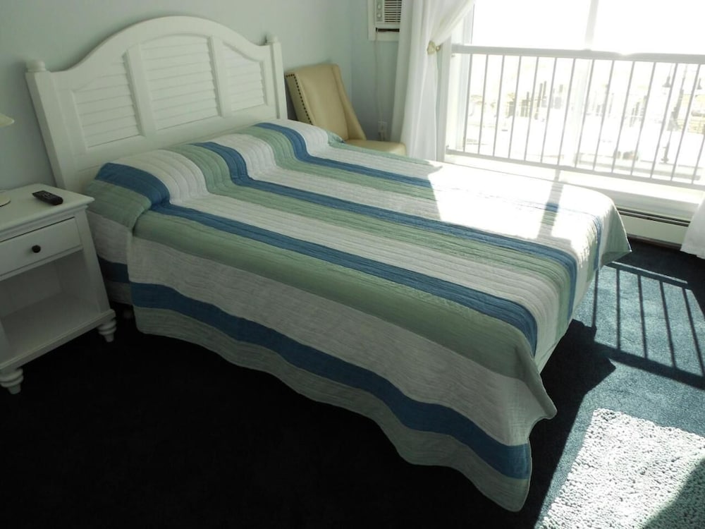 Mayfair Hotel - photo 21