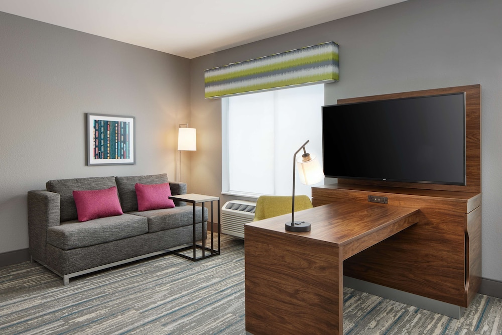 Hampton Inn & Suites Franklin Indianapolis - photo 9