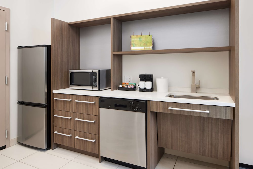 Home2 Suites by Hilton Stuart - photo 11