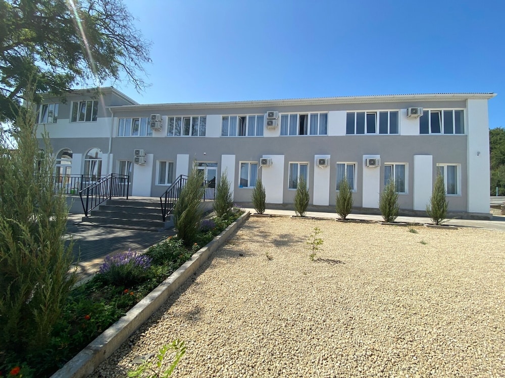 Azov Resort — hotel in Golubitskaya