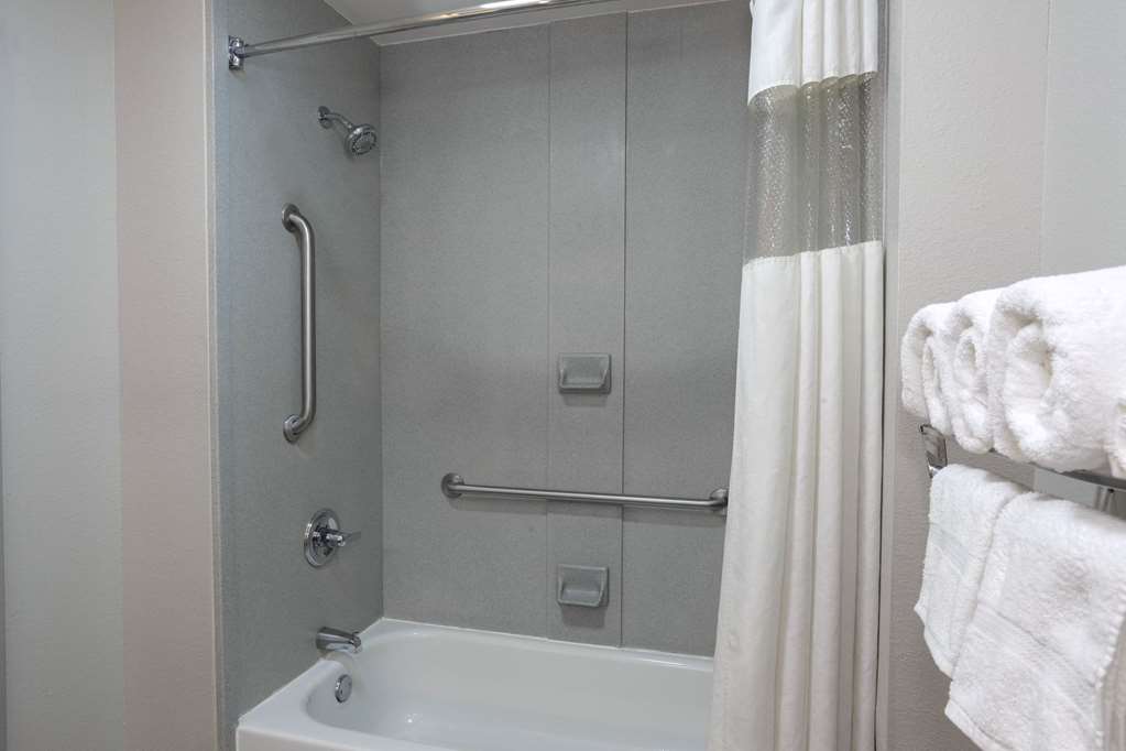 La Quinta Inn & Suites by Wyndham Mobile Daphne - photo 13