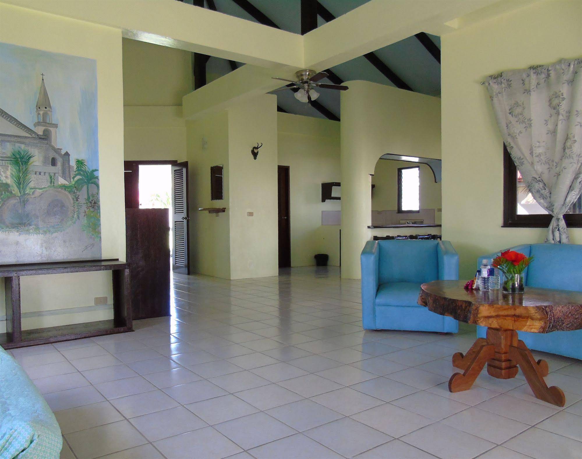 Phaidon Beach Resort