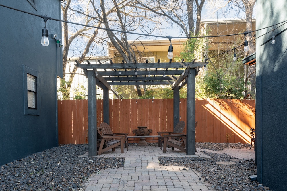 Sonder Bouldin Creek - photo 20