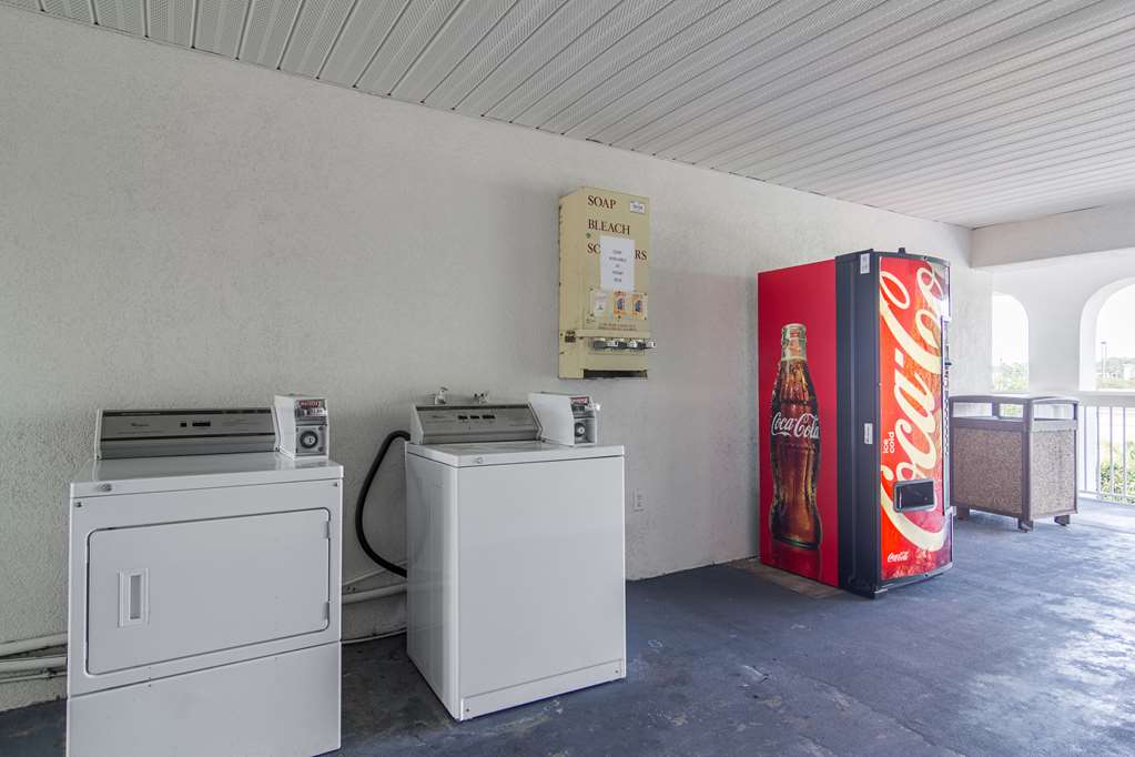 Motel 6 Waycross - photo 29