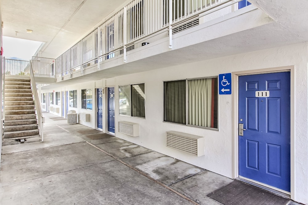 Super 8 By Wyndham Santa Clara - photo 18