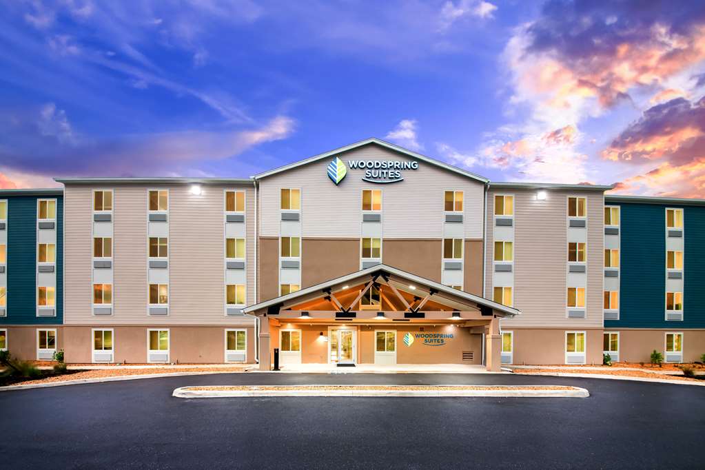 WoodSpring Suites Hudson Port Richey - photo 2