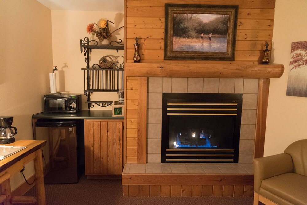 Spearfish Canyon Lodge - photo 12