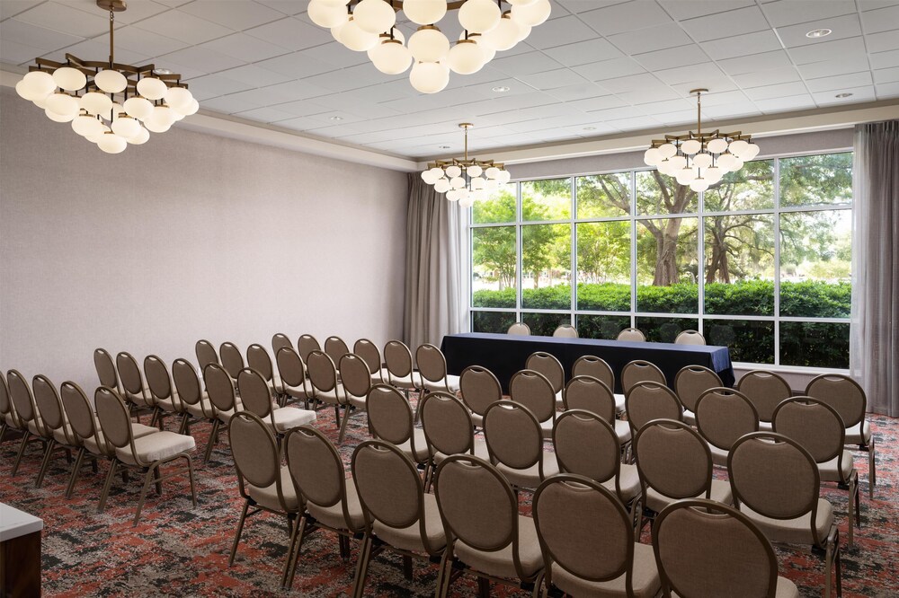 Embassy Suites by Hilton Charleston Airport Convention Ctr - photo 53