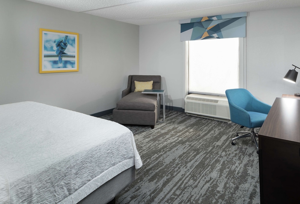 Hampton Inn & Suites Panama City Beach Pier Park Area - photo 14