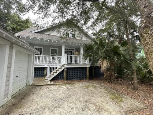 Barefoot Children in Southport, United States