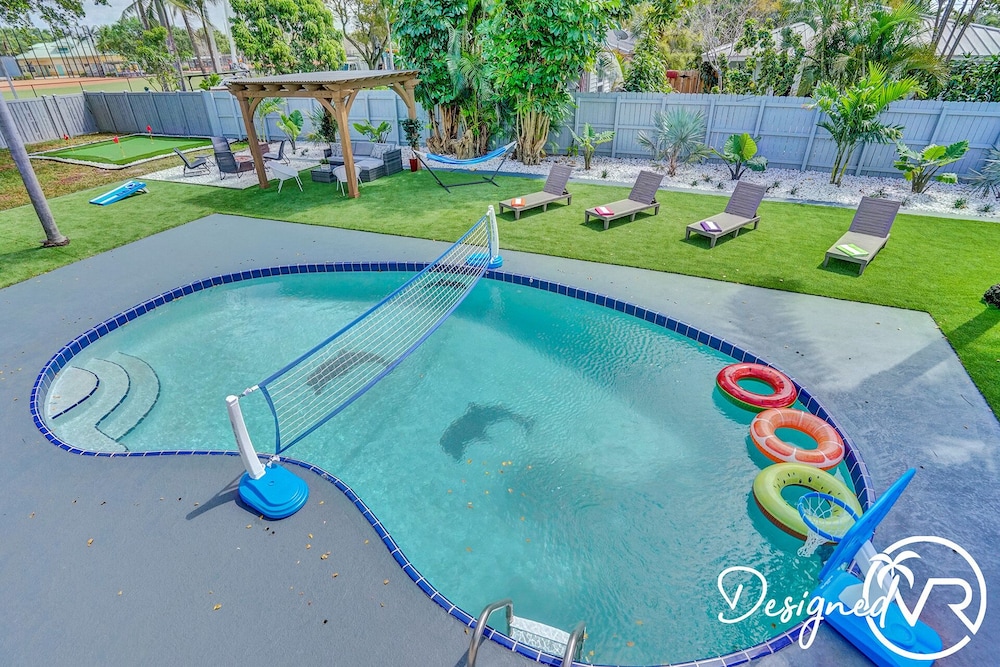8BR Resort with Pool & Tons of Games 22 Guests - photo 44