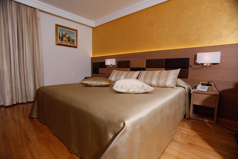 Hotel Cittar — Novigrad — photo 3