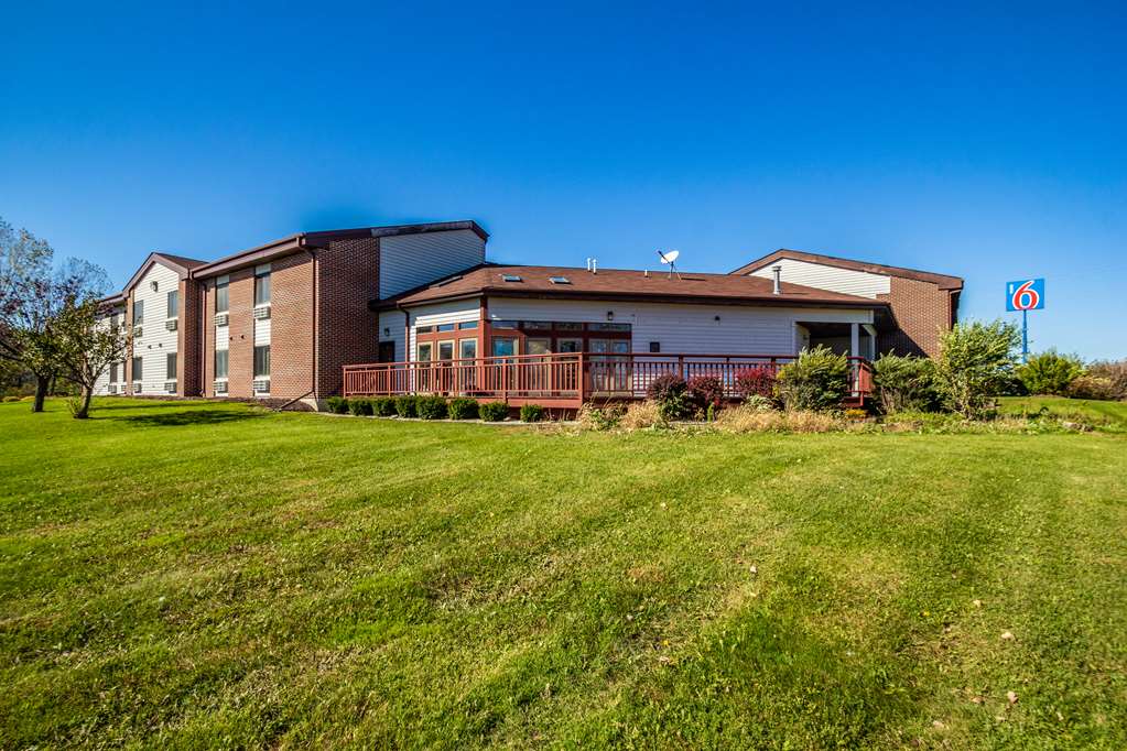 Motel 6 Saukville WI - photo 5