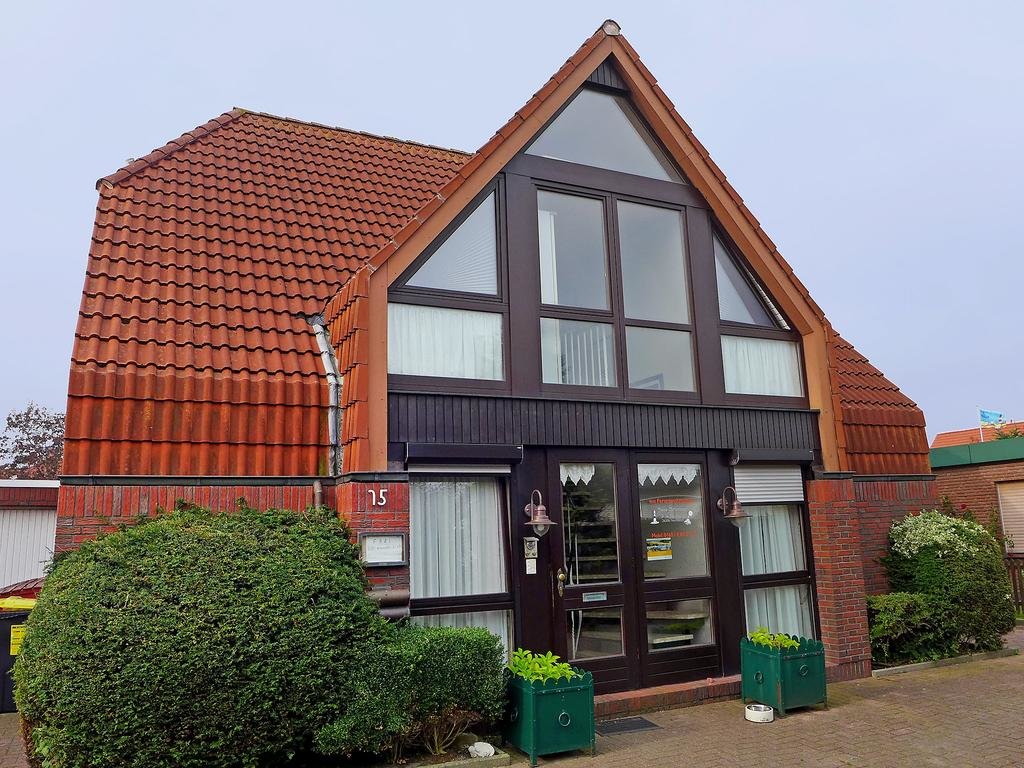 Holiday home in Norddeich for 2 people — 4-Star Luxury Hotel in Norddeich, Germany