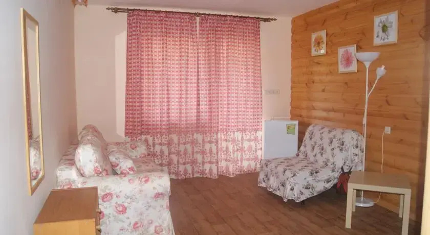 Hotel Yugomore in Arkhipo-Osipovka, Russia