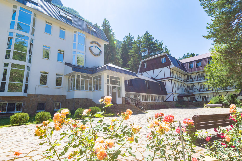 Elbrus Hotel — hotel in Tyrnyauz