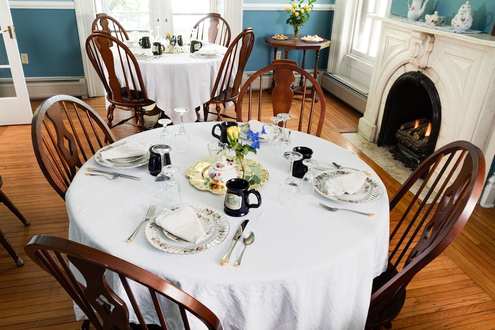 Rosemont Inn Bed & Breakfast - photo 59