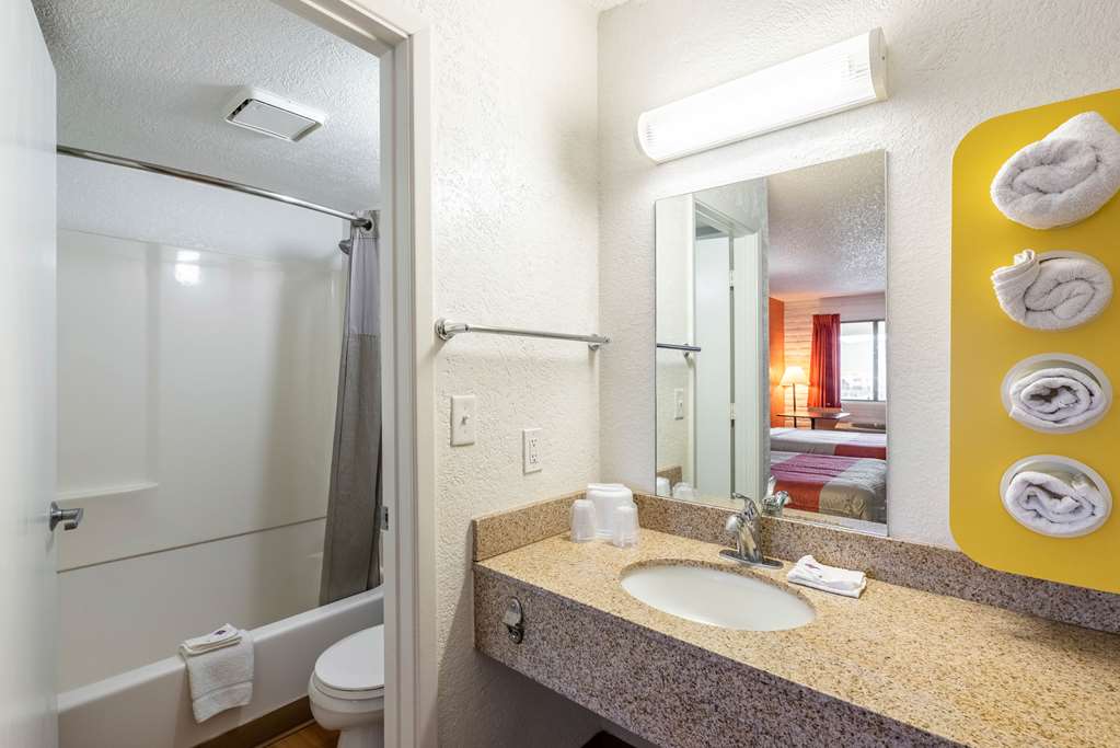 Motel 6 Eloy AZ Casa Grande - photo 23