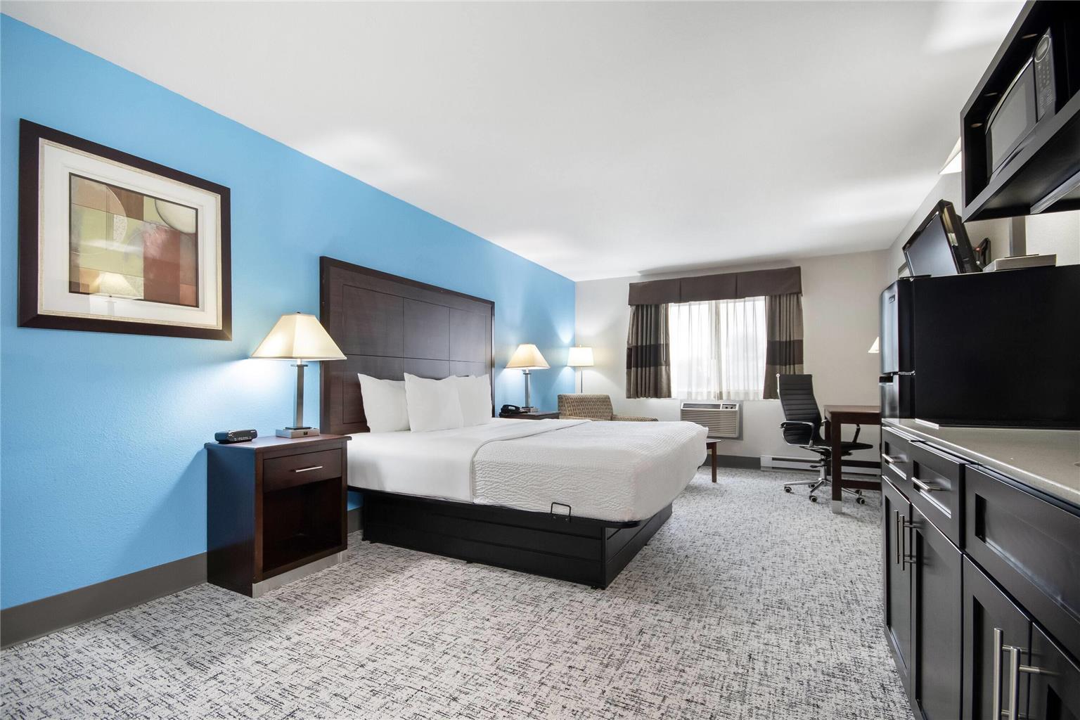 Baymont by Wyndham Marinette - photo 13