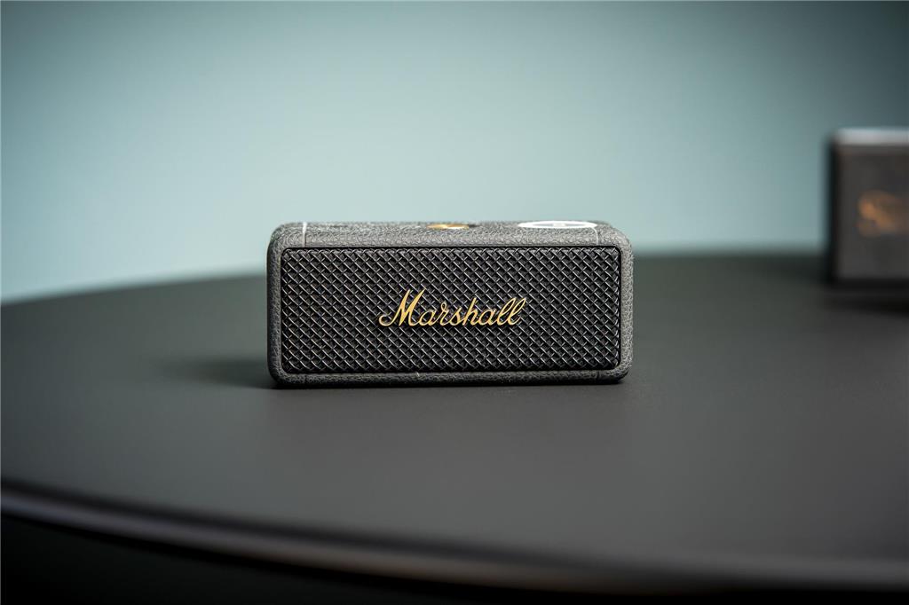 Marshall bluetooth speaker