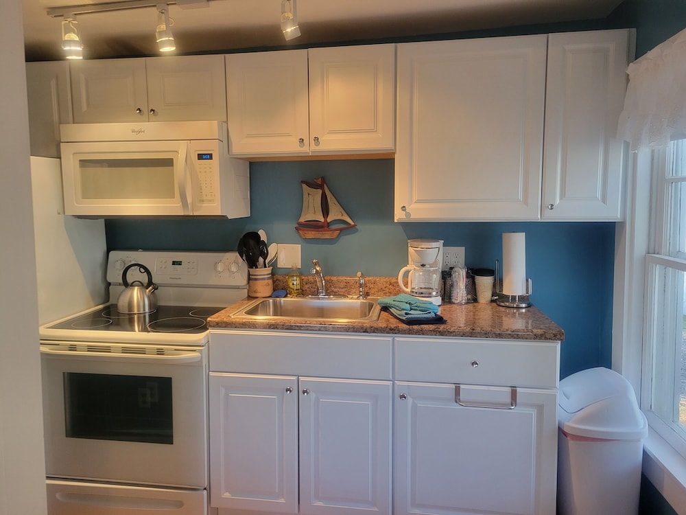 2 River Road Inn & Cottages - photo 39
